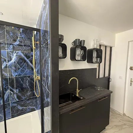 Apartament Naturiste Wild Heliopolis F 96 *