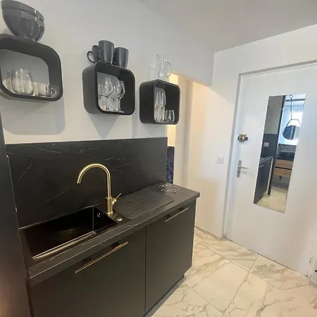 Naturiste Wild Heliopolis F 96 Apartment *