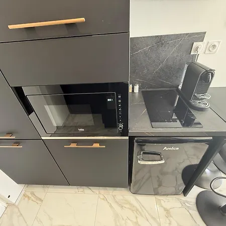 Naturiste Wild Heliopolis F 96