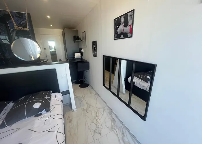 Naturiste Wild Heliopolis F 96 Apartamento *