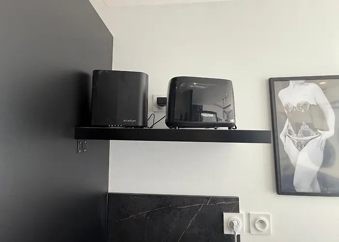 Naturiste Wild Heliopolis F 96